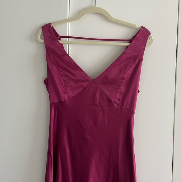 BNWT lulus magenta midi dress - Picture 6 of 8